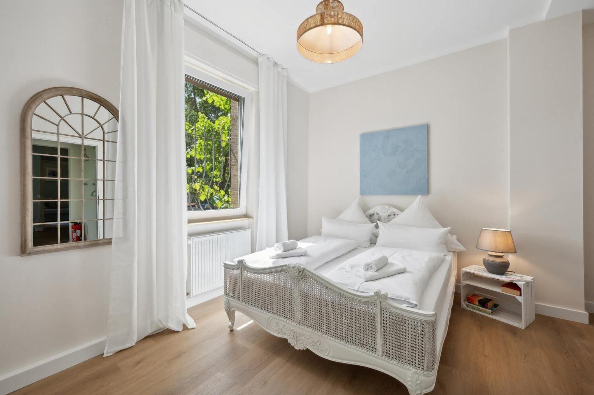 Altstadt Apartment Am Wasser Mit Parkplatz Und Riesigem Garten Bad Kreuznach Exterior photo