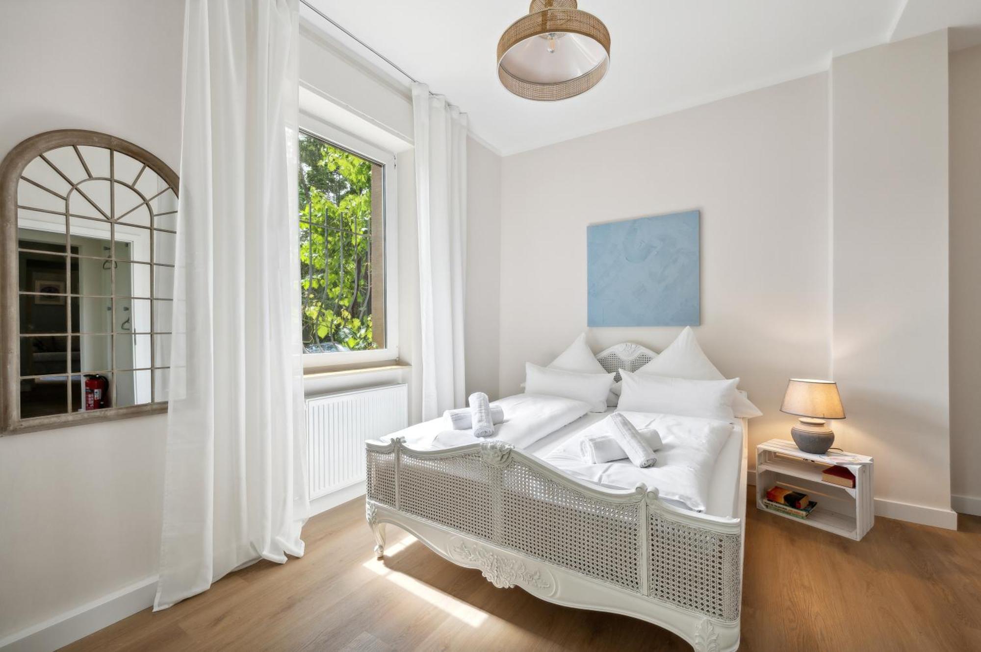 Altstadt Apartment Am Wasser Mit Parkplatz Und Riesigem Garten Bad Kreuznach Exterior photo