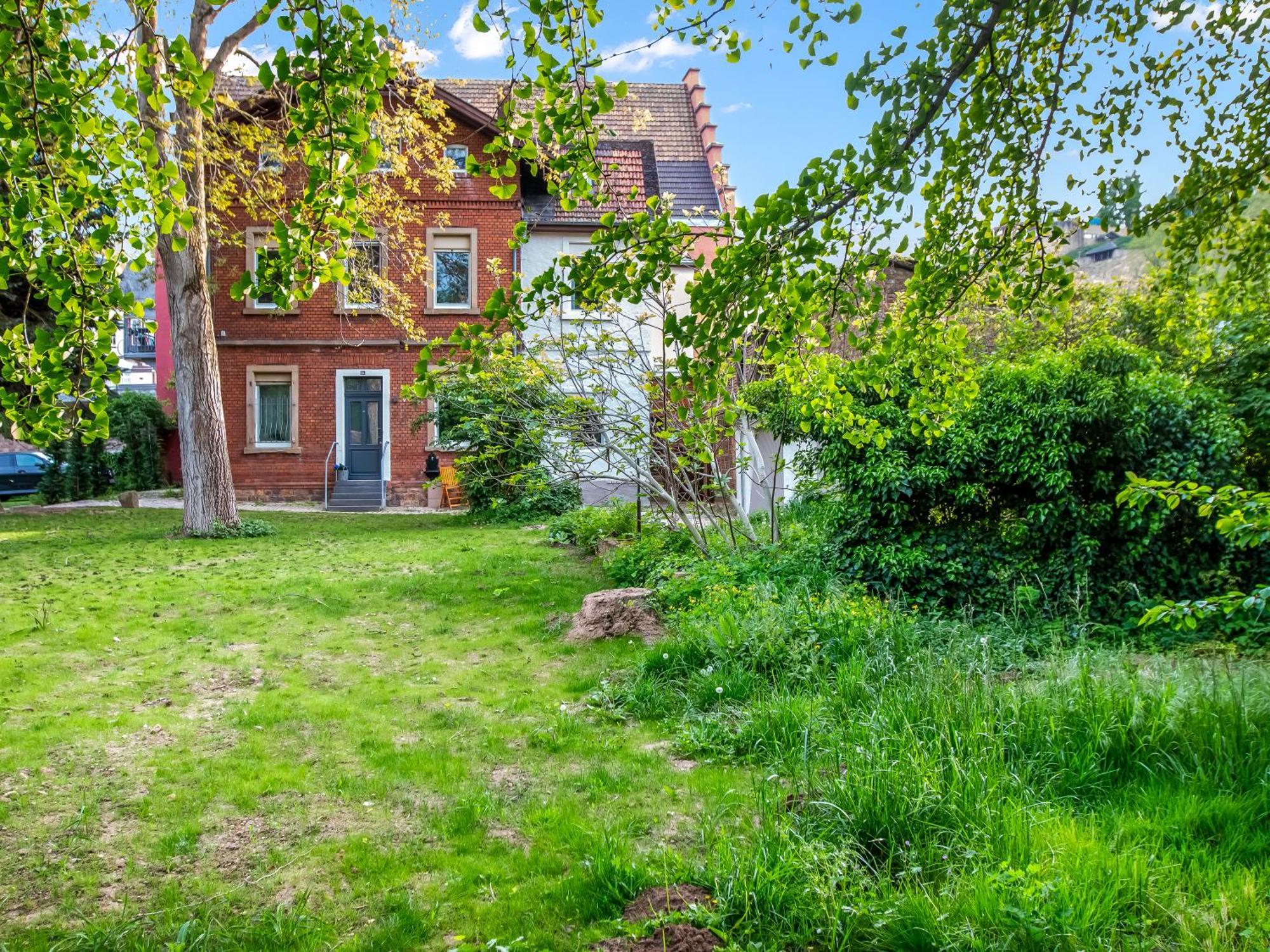 Altstadt Apartment Am Wasser Mit Parkplatz Und Riesigem Garten Bad Kreuznach Exterior photo